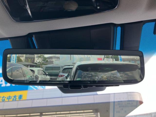 ＷＥＣＡＲＳの展示場では実際に見て、触ってお車をお選びいただけます！知識の豊富な営業スタッフが様々なカーライフをご提案いたします！