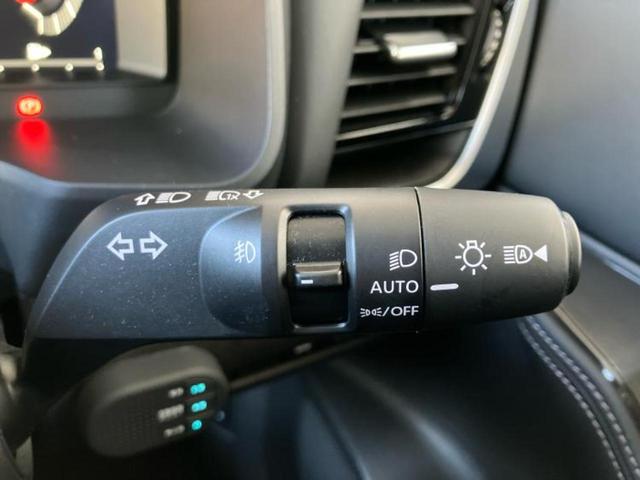 エクストレイル ４ＷＤ　Ｇ　ｅ－４ＯＲＣＥ　新品タイヤ／保証書／純正　１２．３インチ　メモリーナビ／インテリジェントルームミラー／エマージェンシーブレーキ／シートヒーター　全席／アラウンドビューモニター／車線逸脱防止支援システム　革シート（15枚目）