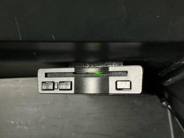 Ｎ－ＢＯＸカスタム Ｇ　ＳＳパッケージ　新品タイヤ／社外　ＳＤナビ／両側電動スライドドア／ドライブレコーダー　社外／ヘッドランプ　ＨＩＤ／ＥＴＣ／ＥＢＤ付ＡＢＳ／横滑り防止装置／アイドリングストップ／フルセグＴＶ／エアバッグ　サイド（18枚目）