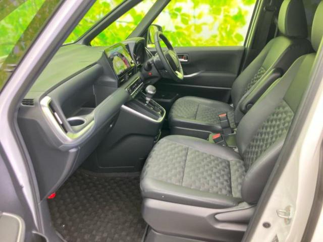 ヴォクシー Ｓ－Ｚ　保証書／ディスプレイオーディオ＋ナビ１０インチ／トヨタセーフティセンス／両側電動スライドドア／シートヒーター　前席／車線逸脱防止支援システム／シート　ハーフレザー／ドライブレコーダー　純正　ＤＶＤ再生（7枚目）