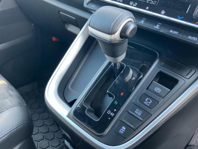 ヴォクシー Ｓ－Ｚ　保証書／ディスプレイオーディオ＋ナビ１０インチ／トヨタセーフティセンス／両側電動スライドドア／シートヒーター　前席／車線逸脱防止支援システム／シート　ハーフレザー／ドライブレコーダー　純正　ＤＶＤ再生（20枚目）