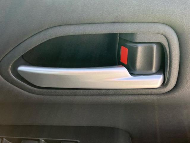 ヴォクシー Ｓ－Ｚ　保証書／ディスプレイオーディオ＋ナビ１０インチ／トヨタセーフティセンス／両側電動スライドドア／シートヒーター　前席／車線逸脱防止支援システム／シート　ハーフレザー／ドライブレコーダー　純正　ＤＶＤ再生（35枚目）