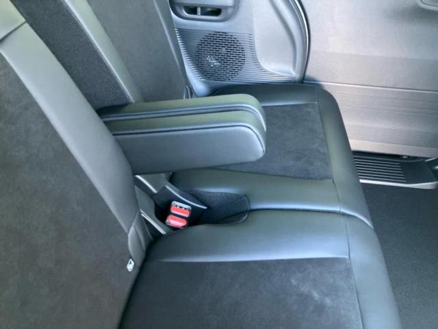 Ｎ－ＢＯＸカスタム ターボ　保証書／純正　８インチ　ナビ／ホンダセンシング／両側電動スライドドア／シートヒーター　前席／車線逸脱防止支援システム／届出済未使用車／ヘッドランプ　ＬＥＤ／Ｂｌｕｅｔｏｏｔｈ接続／ＥＢＤ付ＡＢＳ（30枚目）