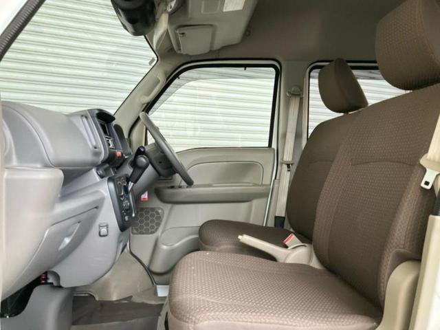 エブリイ ＰＣ　保証書／セーフティサポート（スズキ）／車線逸脱防止支援システム／ＵＳＢジャック／横滑り防止装置／衝突安全ボディ／パワーウインドウ／キーレスエントリー／パワーステアリング／オートライト／盗難防止システム（7枚目）