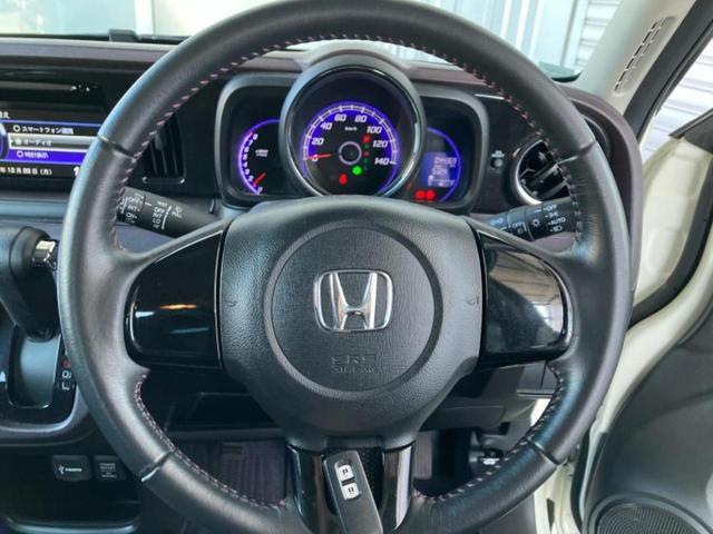 N-ONE プレミアム・Lパッケージ 保証書/ディスプレイオーディオ/ヘッドランプ HID/Bluetooth接続/HDMI接続/EBD付ABS/横滑り防止装置/アイドリングストップ/アルミホイール 純正 14インチ ワンオーナー(12枚目)