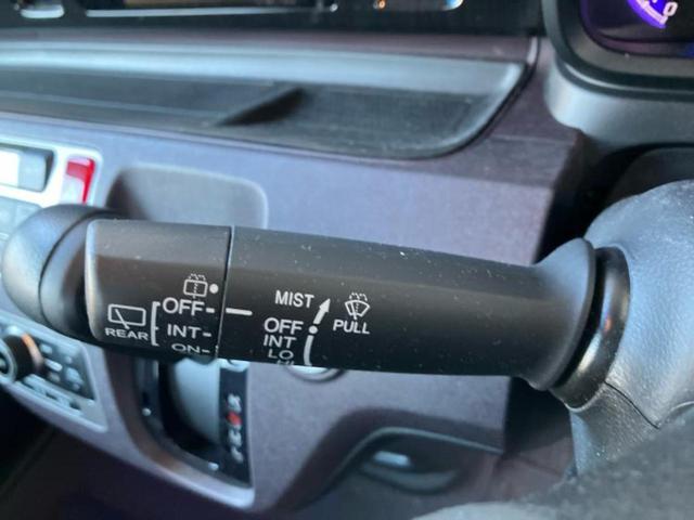 N-ONE プレミアム・Lパッケージ 保証書/ディスプレイオーディオ/ヘッドランプ HID/Bluetooth接続/HDMI接続/EBD付ABS/横滑り防止装置/アイドリングストップ/アルミホイール 純正 14インチ ワンオーナー(14枚目)