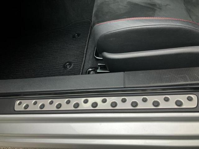 ＢＲＺ Ｓ　保証書／社外　ＳＤナビ／シートヒーター　前席／シート　ハーフレザー／ヘッドランプ　ＨＩＤ／Ｂｌｕｅｔｏｏｔｈ接続／ＥＢＤ付ＡＢＳ／横滑り防止装置／バックモニター／フルセグＴＶ／ＤＶＤ　バックカメラ（32枚目）