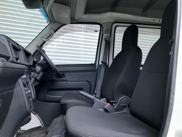 ハイゼットカーゴ ４ＷＤデラックスＳＡ３　新品タイヤ／保証書／スマートアシスト（トヨタ・ダイハツ）／車線逸脱防止支援システム／ドライブレコーダー　社外／ヘッドランプ　ＬＥＤ／ＵＳＢジャック／ＥＴＣ／ＥＢＤ付ＡＢＳ／横滑り防止装置　４ＷＤ（7枚目）