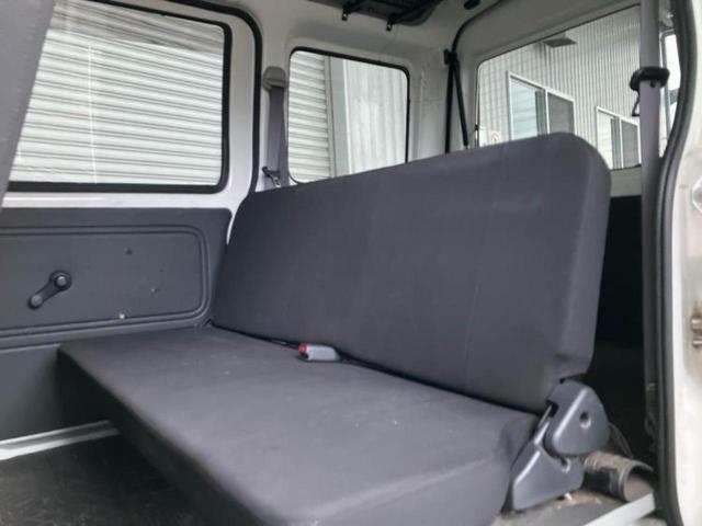 ハイゼットカーゴ ４ＷＤデラックスＳＡ３　新品タイヤ／保証書／スマートアシスト（トヨタ・ダイハツ）／車線逸脱防止支援システム／ドライブレコーダー　社外／ヘッドランプ　ＬＥＤ／ＵＳＢジャック／ＥＴＣ／ＥＢＤ付ＡＢＳ／横滑り防止装置　４ＷＤ（8枚目）