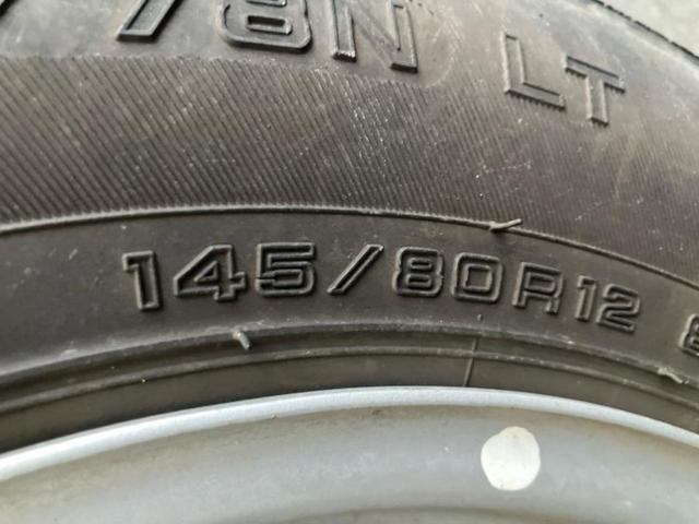 ハイゼットカーゴ ４ＷＤデラックスＳＡ３　新品タイヤ／保証書／スマートアシスト（トヨタ・ダイハツ）／車線逸脱防止支援システム／ドライブレコーダー　社外／ヘッドランプ　ＬＥＤ／ＵＳＢジャック／ＥＴＣ／ＥＢＤ付ＡＢＳ／横滑り防止装置　４ＷＤ（41枚目）