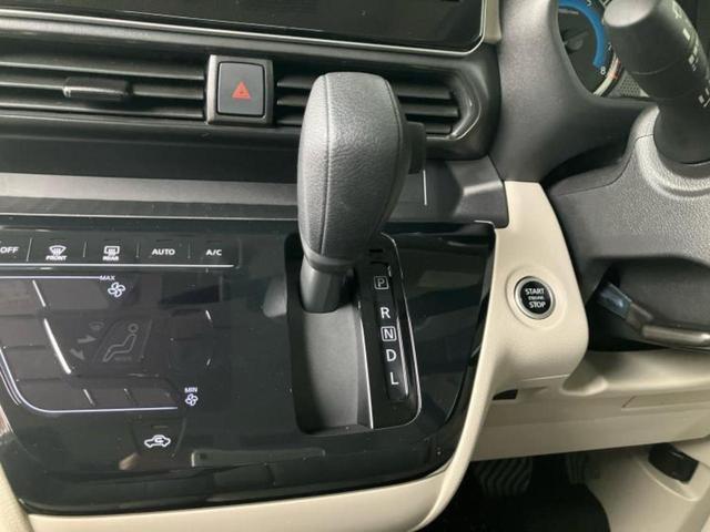 ルークス Ｘ　純正　９インチ　メモリーナビ／エマージェンシーブレーキ／ハンズフリー電動スライドドア／アラウンドビューモニター／車線逸脱防止支援システム／ドライブレコーダー　前後／ヘッドランプ　ＬＥＤ　全周囲カメラ（18枚目）