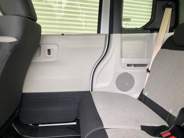 Ｎ－ＢＯＸ ヒョウジュン　保証書／ディスプレイオーディオ８インチ／ホンダセンシング／電動スライドドア／シートヒーター　前席／車線逸脱防止支援システム／ヘッドランプ　ＬＥＤ／ＵＳＢジャック／Ｂｌｕｅｔｏｏｔｈ接続　バックカメラ（22枚目）