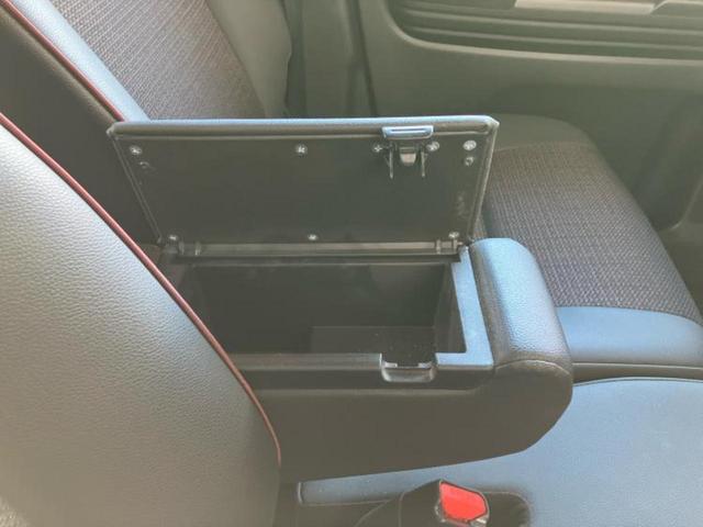 スペーシアカスタム ハイブリッドＸＳ　新品タイヤ／保証書／社外　８インチ　ＳＤナビ／レーダーブレーキサポート（スズキ）／両側電動スライドドア／シートヒーター　前席／車線逸脱防止支援システム／ドライブレコーダー　前後　バックカメラ　禁煙車（32枚目）