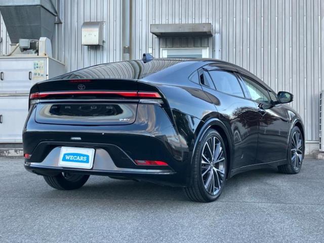 プリウス Ｚ　新品タイヤ／サンルーフ／保証書／純正　ＳＤナビ／衝突安全装置／シートヒーター／全方位モニター／車線逸脱防止支援システム／パーキングアシスト　自動操舵／電動バックドア／ヘッドランプ　ＬＥＤ　全周囲カメラ（3枚目）