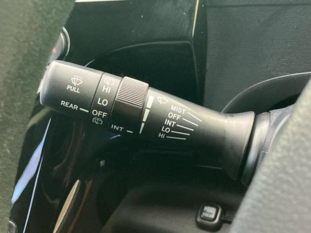 アクア Ｓスタイルブラック　保証書／純正　９インチ　ＳＤナビ／トヨタセーフティセンス／シートヒーター　前席／車線逸脱防止支援システム／ドライブレコーダー　前後／Ｂｌｕｅｔｏｏｔｈ接続／ＥＴＣ／横滑り防止装置／アイドリングストップ（17枚目）