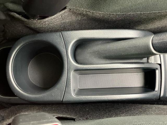 アクア Ｓスタイルブラック　保証書／純正　９インチ　ＳＤナビ／トヨタセーフティセンス／シートヒーター　前席／車線逸脱防止支援システム／ドライブレコーダー　前後／Ｂｌｕｅｔｏｏｔｈ接続／ＥＴＣ／横滑り防止装置／アイドリングストップ（32枚目）