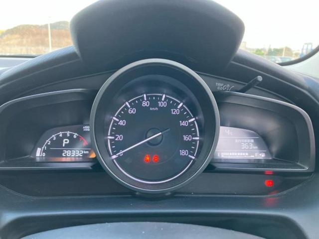 デミオ １３Ｓ　保証書／ディスプレイオーディオ／衝突安全装置／シートヒーター　前席／ヘッドランプ　ＬＥＤ／ＵＳＢジャック／Ｂｌｕｅｔｏｏｔｈ接続／ＥＴＣ／ＥＢＤ付ＡＢＳ／横滑り防止装置／アイドリングストップ（11枚目）