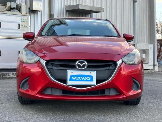 デミオ １３Ｓ　保証書／ディスプレイオーディオ／衝突安全装置／シートヒーター　前席／ヘッドランプ　ＬＥＤ／ＵＳＢジャック／Ｂｌｕｅｔｏｏｔｈ接続／ＥＴＣ／ＥＢＤ付ＡＢＳ／横滑り防止装置／アイドリングストップ（31枚目）