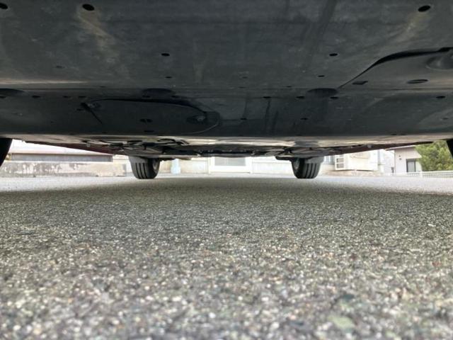 デミオ １３Ｓ　保証書／ディスプレイオーディオ／衝突安全装置／シートヒーター　前席／ヘッドランプ　ＬＥＤ／ＵＳＢジャック／Ｂｌｕｅｔｏｏｔｈ接続／ＥＴＣ／ＥＢＤ付ＡＢＳ／横滑り防止装置／アイドリングストップ（34枚目）