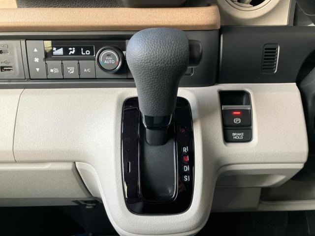 Ｎ－ＢＯＸ ヒョウジュン　保証書／純正　８インチ　ナビ／ホンダセンシング／両側電動スライドドア／シートヒーター　前席／登録済未使用車／ヘッドランプ　ＬＥＤ／Ｂｌｕｅｔｏｏｔｈ接続／ＥＢＤ付ＡＢＳ／アイドリングストップ　禁煙車（17枚目）