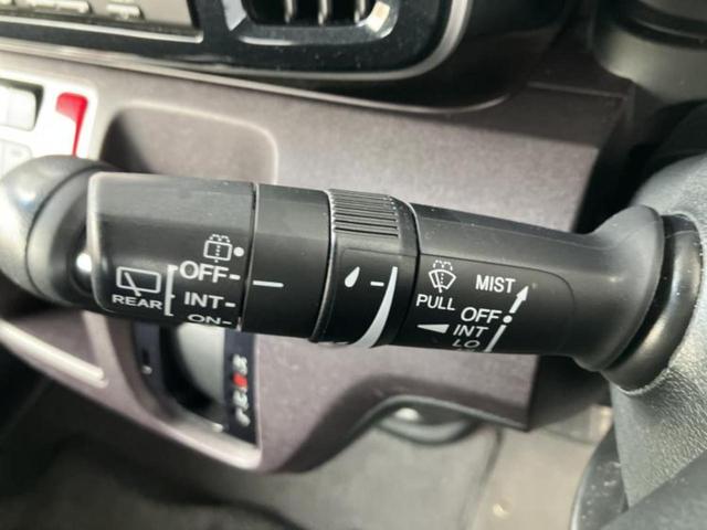 Ｎ－ＯＮＥ プレミアム２トーンカラースタイル　新品タイヤ／保証書／純正　ＳＤナビ／ヘッドランプ　ＨＩＤ／Ｂｌｕｅｔｏｏｔｈ接続／ＥＴＣ／ＥＢＤ付ＡＢＳ／横滑り防止装置／アイドリングストップ／バックモニター／アルミホイール　純正　１４インチ（16枚目）