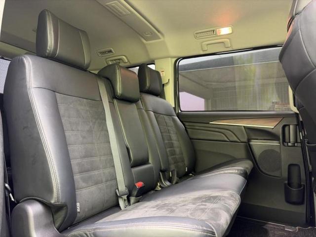 デリカＤ：５ ４ＷＤジャスパー　社外　１１インチ　ＳＤナビ／フリップダウンモニター　社外　１０．１インチ／イーアシスト（ミツビシ）／両側電動スライドドア／マルチアラウンドモニター／車線逸脱防止支援システム／シート　ハーフレザー（6枚目）