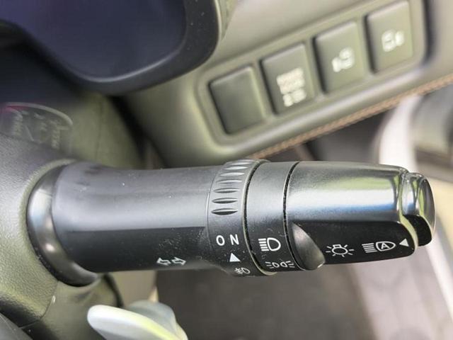 デリカＤ：５ ４ＷＤジャスパー　社外　１１インチ　ＳＤナビ／フリップダウンモニター　社外　１０．１インチ／イーアシスト（ミツビシ）／両側電動スライドドア／マルチアラウンドモニター／車線逸脱防止支援システム／シート　ハーフレザー（15枚目）