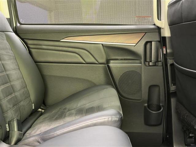 デリカＤ：５ ４ＷＤジャスパー　社外　１１インチ　ＳＤナビ／フリップダウンモニター　社外　１０．１インチ／イーアシスト（ミツビシ）／両側電動スライドドア／マルチアラウンドモニター／車線逸脱防止支援システム／シート　ハーフレザー（23枚目）