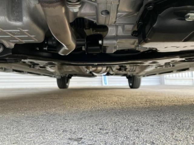 スペーシアカスタム ハイブリッドＸＳターボ　保証書／レーダーブレーキサポート（スズキ）／両側電動スライドドア／シートヒーター　前席／車線逸脱防止支援システム／ヘッドランプ　ＬＥＤ／ＥＢＤ付ＡＢＳ／横滑り防止装置／アイドリングストップ（42枚目）