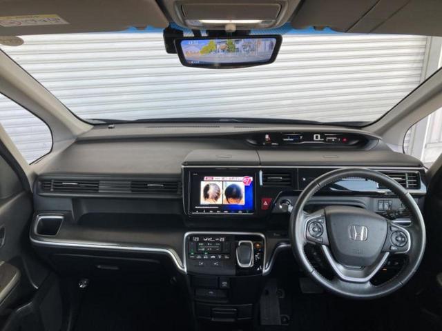 ステップワゴンスパーダ スパーダハイブリッドＧ・ＥＸホンダセンシング　新品タイヤ／保証書／純正　９インチ　ＳＤナビ／フリップダウンモニター／衝突安全装置／両側電動スライドドア／シートヒーター／車線逸脱防止支援システム／シート　合皮／ヘッドランプ　ＬＥＤ　バックカメラ（4枚目）