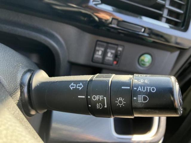 ステップワゴンスパーダ スパーダハイブリッドＧ・ＥＸホンダセンシング　新品タイヤ／保証書／純正　９インチ　ＳＤナビ／フリップダウンモニター／衝突安全装置／両側電動スライドドア／シートヒーター／車線逸脱防止支援システム／シート　合皮／ヘッドランプ　ＬＥＤ　バックカメラ（15枚目）