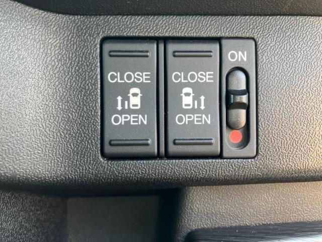 ステップワゴンスパーダ スパーダハイブリッドＧ・ＥＸホンダセンシング　新品タイヤ／保証書／純正　９インチ　ＳＤナビ／フリップダウンモニター／衝突安全装置／両側電動スライドドア／シートヒーター／車線逸脱防止支援システム／シート　合皮／ヘッドランプ　ＬＥＤ　バックカメラ（25枚目）