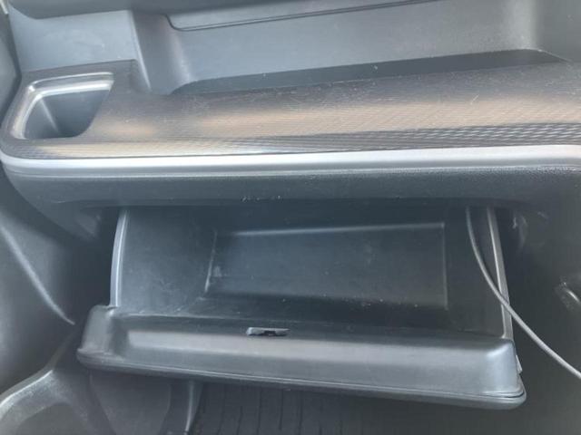 ステップワゴンスパーダ スパーダハイブリッドＧ・ＥＸホンダセンシング　新品タイヤ／保証書／純正　９インチ　ＳＤナビ／フリップダウンモニター／衝突安全装置／両側電動スライドドア／シートヒーター／車線逸脱防止支援システム／シート　合皮／ヘッドランプ　ＬＥＤ　バックカメラ（36枚目）