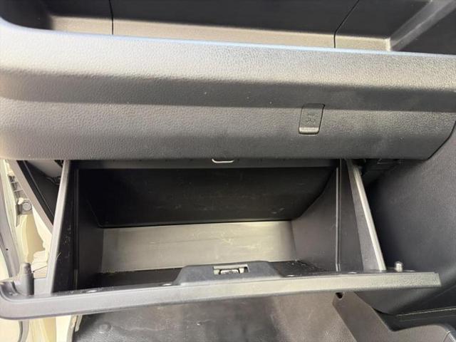 ハイゼットトラック スタンダード　新品タイヤ／保証書／エアバッグ　運転席／パワーステアリング／オートライト／ワンオーナー／マニュアルエアコン／取扱説明書／ユーザー買取車／最大積載量３５０ｋｇ／アクセサリーソケット／間欠ワイパー（24枚目）