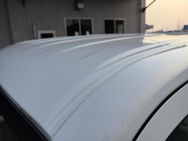 ハイゼットトラック スタンダード　新品タイヤ／保証書／エアバッグ　運転席／パワーステアリング／オートライト／ワンオーナー／マニュアルエアコン／取扱説明書／ユーザー買取車／最大積載量３５０ｋｇ／アクセサリーソケット／間欠ワイパー（31枚目）