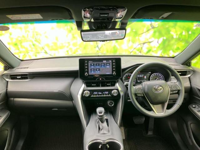 ハリアー Ｇ　新品タイヤ／保証書／ディスプレイオーディオ＋ナビ８インチ／デジタルインナーミラー／トヨタセーフティセンス／車線逸脱防止支援システム／電動バックドア／ヘッドランプ　ＬＥＤ　衝突被害軽減システム　ＥＴＣ（4枚目）