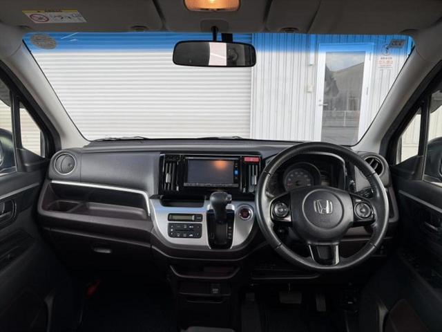 Ｎ－ＷＧＮカスタム Ｇ・Ｌパッケージ　新品タイヤ／純正　ＳＤナビ／ヘッドランプ　ＬＥＤ／Ｂｌｕｅｔｏｏｔｈ接続／ＥＴＣ／ＥＢＤ付ＡＢＳ／横滑り防止装置／アイドリングストップ／バックモニター／フルセグＴＶ／ＤＶＤ　バックカメラ　ＤＶＤ再生（4枚目）