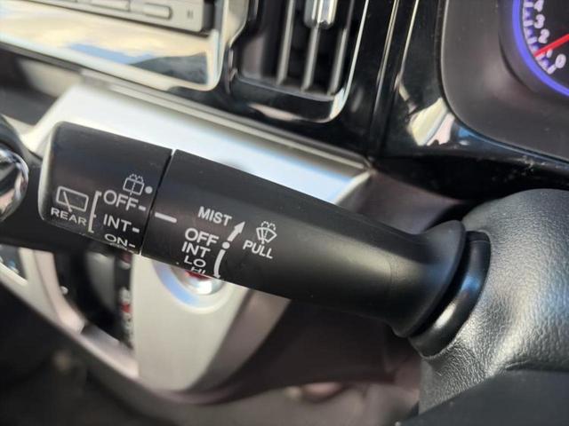 Ｎ－ＷＧＮカスタム Ｇ・Ｌパッケージ　新品タイヤ／純正　ＳＤナビ／ヘッドランプ　ＬＥＤ／Ｂｌｕｅｔｏｏｔｈ接続／ＥＴＣ／ＥＢＤ付ＡＢＳ／横滑り防止装置／アイドリングストップ／バックモニター／フルセグＴＶ／ＤＶＤ　バックカメラ　ＤＶＤ再生（17枚目）