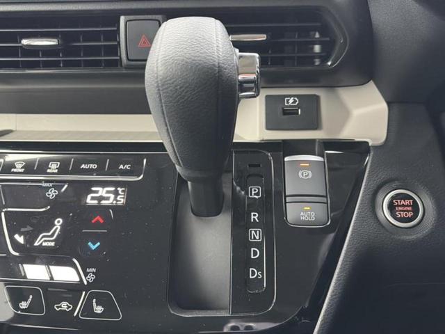 デリカミニ Ｔプレミアム　保証書／純正　９インチ　ＳＤナビ／デジタルインナーミラー／イーアシスト（ミツビシ）／両側電動スライドドア／シートヒーター　前席／全方位モニター／ドライブレコーダー　前後／ヘッドランプ　ＬＥＤ　ドラレコ（13枚目）