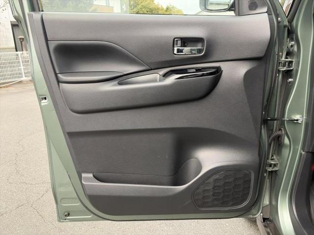 デリカミニ Ｔプレミアム　保証書／純正　９インチ　ＳＤナビ／デジタルインナーミラー／イーアシスト（ミツビシ）／両側電動スライドドア／シートヒーター　前席／全方位モニター／ドライブレコーダー　前後／ヘッドランプ　ＬＥＤ　ドラレコ（16枚目）