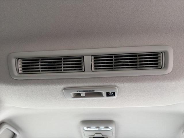 デリカミニ Ｔプレミアム　保証書／純正　９インチ　ＳＤナビ／デジタルインナーミラー／イーアシスト（ミツビシ）／両側電動スライドドア／シートヒーター　前席／全方位モニター／ドライブレコーダー　前後／ヘッドランプ　ＬＥＤ　ドラレコ（31枚目）