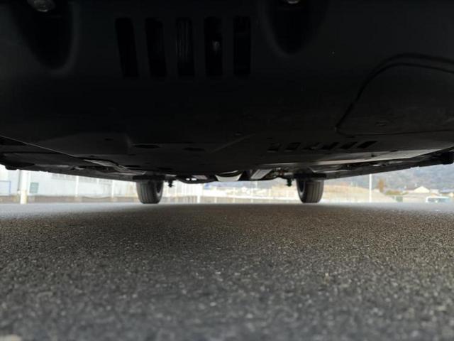 ルーミー カスタムＧ　新品タイヤ／保証書／純正　９インチ　ＳＤナビ／スマートアシスト（トヨタ・ダイハツ）／両側電動スライドドア／ヘッドランプ　ＬＥＤ／Ｂｌｕｅｔｏｏｔｈ接続／ＥＴＣ／横滑り防止装置　衝突被害軽減システム（39枚目）