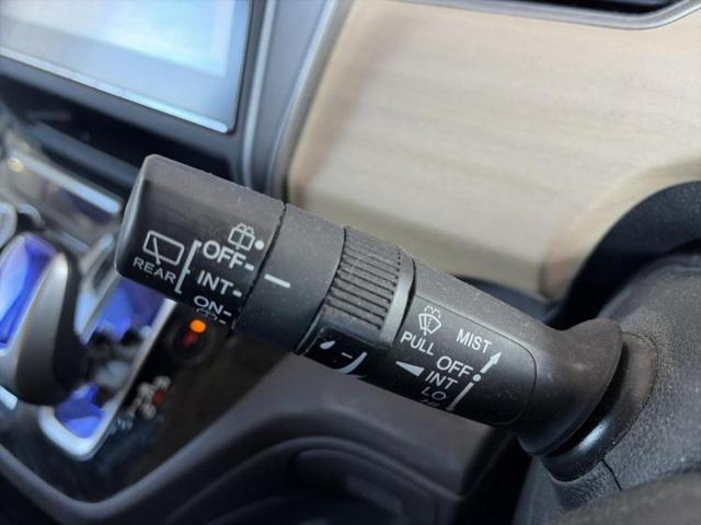 フリードハイブリッド ハイブリッドＧホンダセンシング　新品タイヤ／保証書／純正　９インチ　ＳＤナビ／ホンダセンシング／両側電動スライドドア／車線逸脱防止支援システム／ヘッドランプ　ＬＥＤ／Ｂｌｕｅｔｏｏｔｈ接続／ＥＴＣ／ＥＢＤ付ＡＢＳ／バックモニター（16枚目）