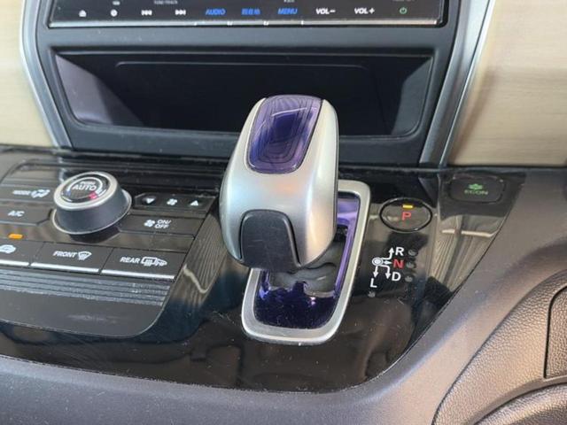 フリードハイブリッド ハイブリッドＧホンダセンシング　新品タイヤ／保証書／純正　９インチ　ＳＤナビ／ホンダセンシング／両側電動スライドドア／車線逸脱防止支援システム／ヘッドランプ　ＬＥＤ／Ｂｌｕｅｔｏｏｔｈ接続／ＥＴＣ／ＥＢＤ付ＡＢＳ／バックモニター（17枚目）