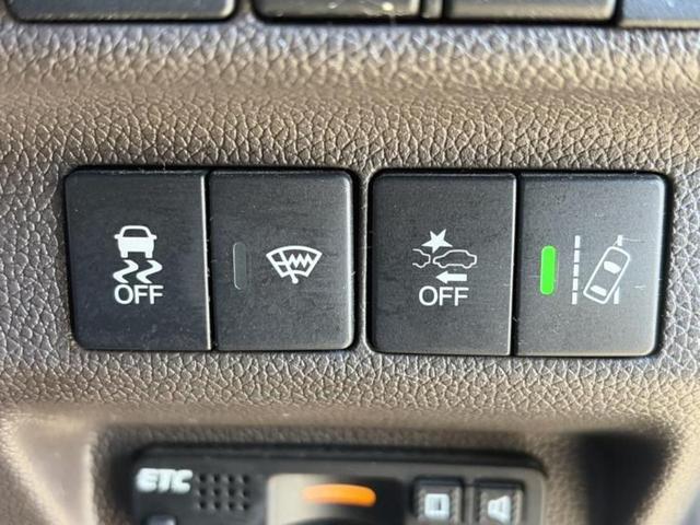 フリードハイブリッド ハイブリッドＧホンダセンシング　新品タイヤ／保証書／純正　９インチ　ＳＤナビ／ホンダセンシング／両側電動スライドドア／車線逸脱防止支援システム／ヘッドランプ　ＬＥＤ／Ｂｌｕｅｔｏｏｔｈ接続／ＥＴＣ／ＥＢＤ付ＡＢＳ／バックモニター（25枚目）