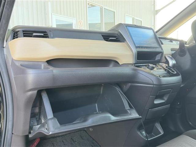 フリードハイブリッド ハイブリッドＧホンダセンシング　新品タイヤ／保証書／純正　９インチ　ＳＤナビ／ホンダセンシング／両側電動スライドドア／車線逸脱防止支援システム／ヘッドランプ　ＬＥＤ／Ｂｌｕｅｔｏｏｔｈ接続／ＥＴＣ／ＥＢＤ付ＡＢＳ／バックモニター（35枚目）