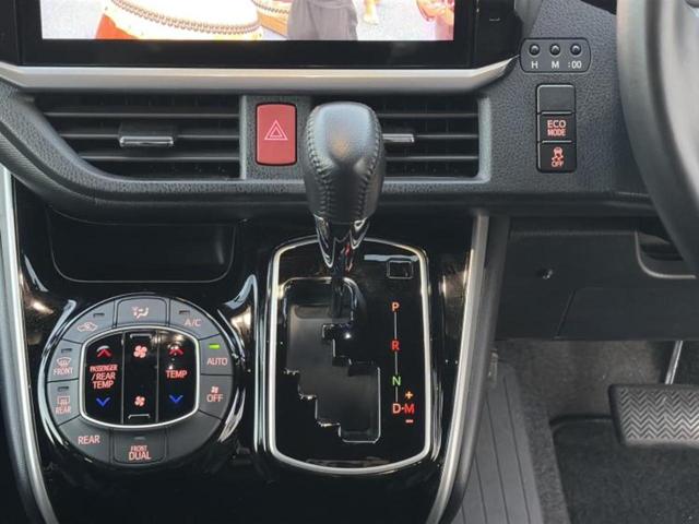 ヴォクシー ４ＷＤ　ＺＳキラメキ３　新品タイヤ／保証書／社外　１１インチ　ＳＤナビ／フリップダウンモニター　社外　１２．８インチ／トヨタセーフティセンス／両側電動スライドドア／車線逸脱防止支援システム／シート　ハーフレザー　バックカメラ（24枚目）