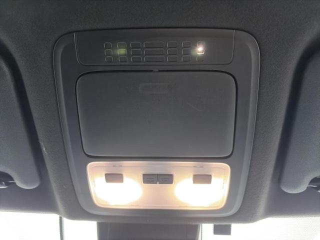 ヴォクシー ４ＷＤ　ＺＳキラメキ３　新品タイヤ／保証書／社外　１１インチ　ＳＤナビ／フリップダウンモニター　社外　１２．８インチ／トヨタセーフティセンス／両側電動スライドドア／車線逸脱防止支援システム／シート　ハーフレザー　バックカメラ（34枚目）