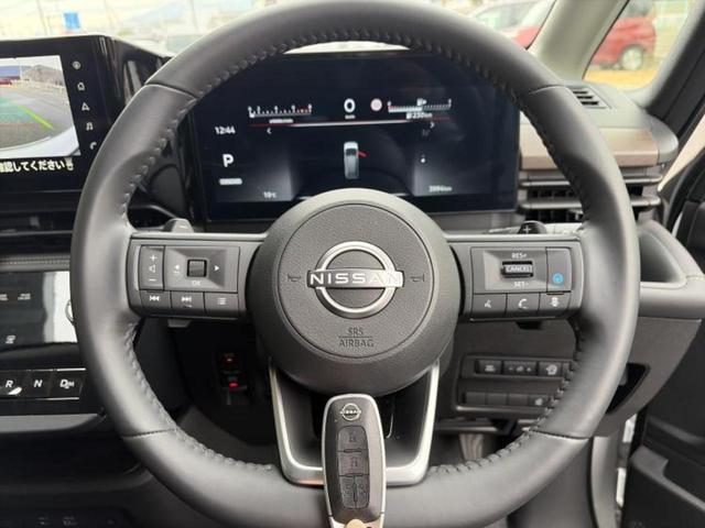 セレナ ハイウェイスターＶ　純正　１２．３インチ　メモリーナビ／インテリジェントルームミラー／エマージェンシーブレーキ／ハンズフリー両側電動スライドドア／アラウンドビューモニター／ドライブレコーダー　純正　衝突被害軽減システム（14枚目）