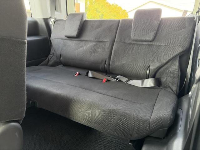 ステップワゴンスパーダ スパーダZ 新品タイヤ/保証書/純正 HDDナビ/両側電動スライドドア/ヘッドランプ HID/ETC/EBD付ABS/横滑り防止装置/バックモニター/ワンセグTV/DVD/MTモード付き バックカメラ DVD再生(19枚目)